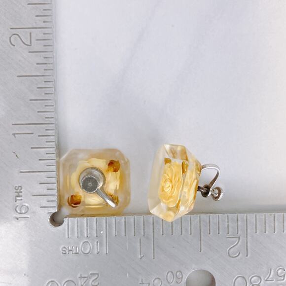 VTG Mid Century Earrings Lucite Embedded Rose Yellow Screw Back Floral - Picture 8 of 13